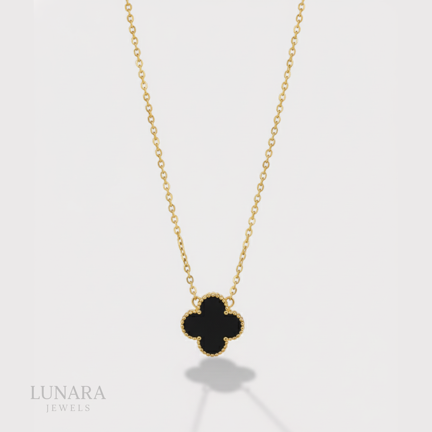 Collar con colgante trébol cinco hojas │Lunara Jewels™️